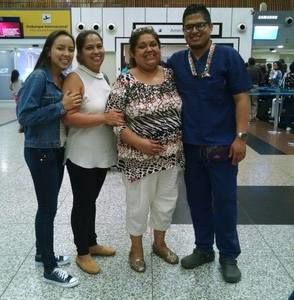 Meet your Posher, Alba elena